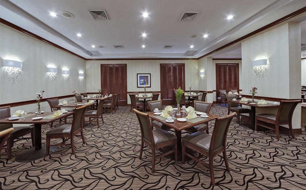 Hotel Doubletree By Hilton Boston Logan Airport Chelsea Exterior foto