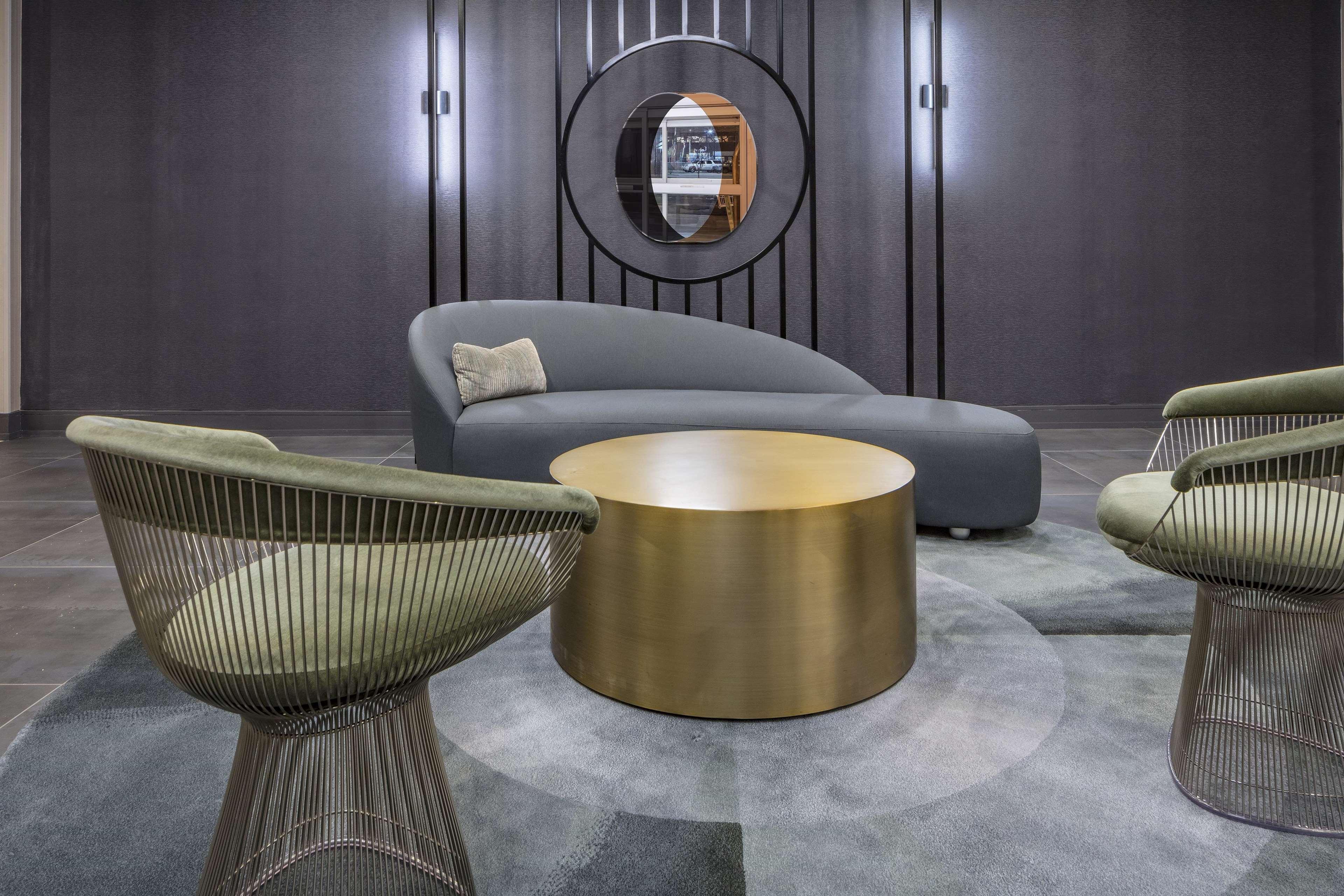 Hotel Doubletree By Hilton Boston Logan Airport Chelsea Interior foto